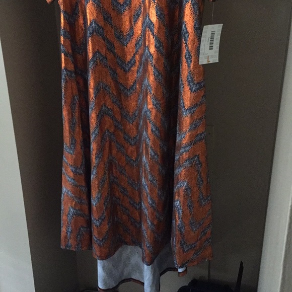 LuLuRoe CARLY metallic dress - Picture 2 of 9